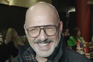 Όταν η τηλεόραση δεν αντέχει τον καθρέφτη της