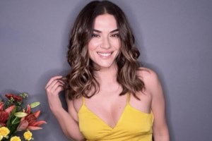 Νέες φωτογραφίες από τις καλοκαιρινές διακοπές της Βάσως Λασκαράκη με τον Λευτέρη Σουλτάτο - εικόνα 2