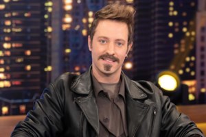 Μιχάλης Συριόπουλος: "Στα 27 μου απέκτησα δικό μου χώρο, δική μου ντουλάπα, δικό μου κρεβάτι"