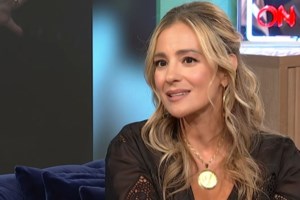 Η ατάκα όλο νόημα της Νατάσσας Μποφίλιου για τον Μάνο Βουλαρίνο: "Κάτσε να ρουφήξω την κοιλιά μου"