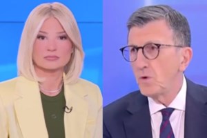 Φαίη Σκορδά: "Είναι ανησυχητικό! Δεν πάω καλά"