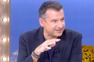 "Ο Νίκος Κοκλώνης είναι γενικά ενοχλημένος με όλο αυτό που έγινε με το "J2US" παρόλο που εκτιμά τον Γιώργο Λιάγκα" - εικόνα 2