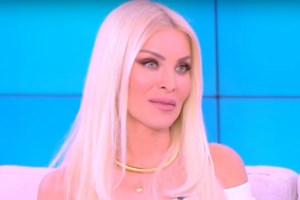Κατερίνα Καινούργιου: Με έχουν σατιρίσει ακραία, έδειχναν παλιές μου φωτογραφίες και έλεγαν "Της Μεταμορφώσεως" - εικόνα 2