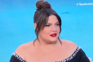 Η Δανάη Μπάρκα απαντά για τη φωτογραφία με τον Φίλιππο Τσαγκρίδη - εικόνα 3