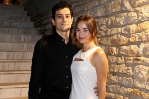 Aδημοσίευτες φωτογραφίες από τον γάμο του Αργύρη Πανταζάρα & της Σίσσυς Τουμάση στο Φανάρι