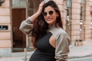 Η Χριστίνα Μπόμπα δείχνει το σώμα της 1,5 μήνα μετά την γέννηση των διδύμων και στέλνει ένα μήνυμα προς όλες τις γυναίκες