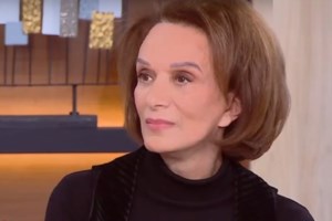 Δάκρυσε η Μαίρη Βιδάλη: "Αισθάνομαι και τα τρία μου παιδιά, θα τα νιώθω μέχρι να κλείσω τα μάτια μου"