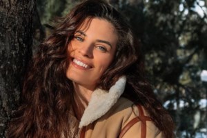 Ελένη Μενεγάκη για τη Χριστίνα Μπόμπα: "Εγώ απλά διαγράφω τέτοια σχόλια, διακριτικά και μαζεμένα"