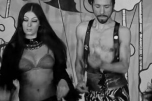 "Η Αλίκη Βουγιουκλάκη δεν ήθελε να μεγαλώσει και έκανε περίεργες ενέσεις με κύτταρα ζώων που τελικά τις έκαναν κακό"