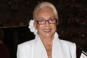 Το συγκινητικό "αντίο" του Ηλία Ψινάκη στη Νόνικα Γαληνέα: "Να μου φιλήσεις τη Ζωή, την Αλίκη..."