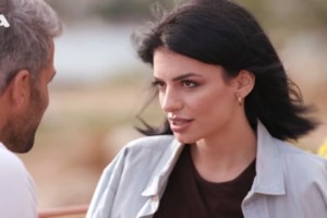 Η αντίδραση του Παναγιώτη Βασιλάκου στην "εισβολή" της Αντζελίνας στο "The Bachelor 2"