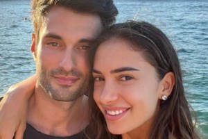 Ξέγνοιαστες στιγμές για την Άννα Πρέλεβιτς & τον Νικήτα Νομικό στα Κουφονήσια