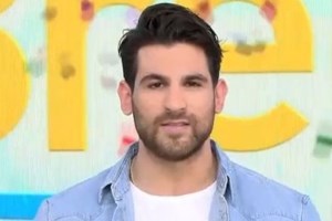 Το δώρο που δέχθηκε η Ελένη Χατζίδου από τον Ετεοκλή Παύλου και την κόρης τους μετά το ατύχημα - εικόνα 2