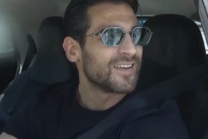 Απίστευτη ταλαιπωρία για τον Ετεοκλή Παύλου: "Έμεινα για 2,5 ώρες στην Εθνική - Το κοντέρ έγραφε 48 βαθμούς. Δεν είχα ούτε νερό"