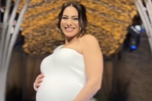 Συγκινεί η Ευρυδίκη Βαλαβάνη | Έτσι αποκάλυψε την εγκυμοσύνη της στον Γρηγόρη Μόργκαν