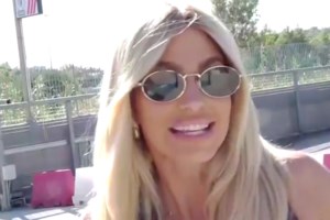 Βάλια Χατζηθεοδώρου: "Είχα το σύνδρομο της μαϊμούς - Θα έπρεπε να πάω σε ψυχολόγο πολύ νωρίτερα"