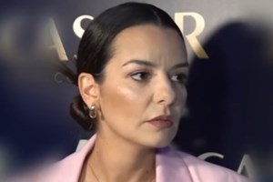 Απασφάλισε η Νικολέττα Ράλλη: "Είναι χαζοί; Έχει και φωτογραφία προφίλ με το παιδί του" - εικόνα 3