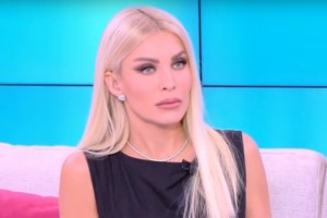 Κατερίνα Καινούργιου: "Έλα μωρέ Light που θέλεις και 5.000 ευρώ για να μιλήσεις, λες και σου λείπουν" - εικόνα 2