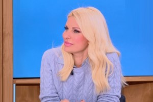 Γιώργος Λιάγκας: "Με την Ελένη Μενεγάκη πηγαίναμε και γυρίζαμε κάθε μέρα μαζί στο σχολείο, ήταν η πιο όμορφη του σχολείου"