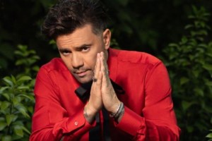 O Τριαντάφυλλος αφήνει αιχμές για τα MAD VMA: "Ζούμε μέσα στη ψευτιά"