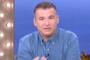 Δανάη Μπάρκα για Νίκο Μουτσινά: "Μας τα έσουρε και στην εκπομπή, μπράβο, ωραίος άνθρωπος"