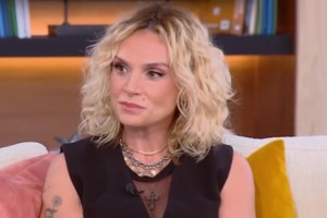 Ελεωνόρα Ζουγανέλη: "Κάποιες φορές νιώθω μεγαλύτερη ντροπή όταν βλέπω τους γονείς μου" - εικόνα 2