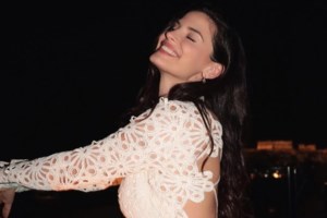 Η Χριστίνα Μπόμπα ξεκίνησε τις ετοιμασίες της βάφτισης των διδύμων