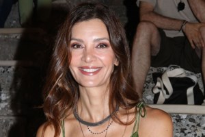 Η Αθηναϊς Νέγκα ξεκαθαρίζει το δημοσίευμα που την θέλει να τσακώθηκε με την Κατερίνα Λέχου - εικόνα 3