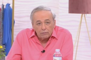 Ο Ανδρέας Μικρούτσικος επέστρεψε στη "Super Κατερίνα | Η ξαφνική είσοδος στην εκπομπή