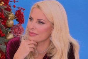 Ελένη Μενεγάκη | Αυτή είναι η πρωτοχρονιάτικη παράδοση που έχει ο Μάκης Παντζόπουλος και την ξάφνιασε