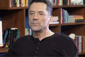 Θάνος Καλλίρης: "Δεν θα πειράξει την καριέρα μου η μικρότερη φωτογραφία δίπλα στον Βέρτη" - εικόνα 5