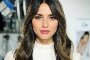 Η Ηλιάνα Παπαγεωργίου στο Κολωνάκι!