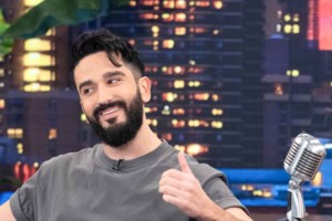 Η αποκάλυψη του Διονύση Ατζαράκη για τον Στέφανο Κασσελάκη: "Έγινε μια συζήτηση, αλλά δεν το προχώρησα" - εικόνα 2