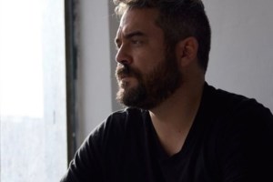 Πυγμαλίων Δαδακαρίδης: "Η παράσταση μου έβγαλε τον πατέρα μου - Όλοι έχουμε μια φάλαινα στη ζωή μας" - εικόνα 4