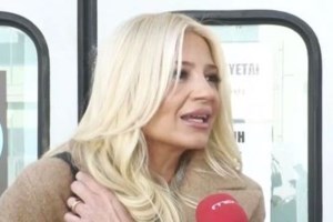 Η ένσταση της Φαίης Σκορδά στην στήριξη του Νίκου Συρίγου προς τον Γιώργο Νταλάρα: "Εσύ δεν το ήξερες όταν έκανες τη συνέντευξη;" - εικόνα 4