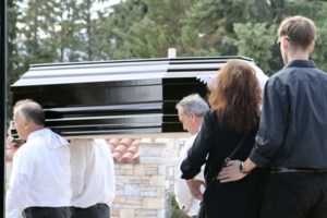 Αίας Μανθόπουλος | Η εν διαστάσει σύζυγός του & τα παιδιά του δώρισαν τα όργανα του: "Έδωσε ζωή σε πέντε ανθρώπους"