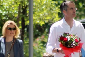 Περήφανος μπαμπάς ο Κώστας Μπακογιάννης | Ο 17χρονος γιος του ψήφισε για πρώτη φορά! - εικόνα 2