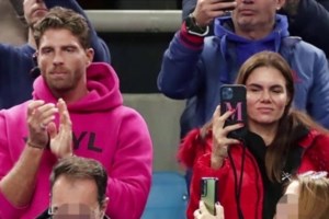 Μιράντα Πατέρα & Γιώργος Μανίκας χέρι χέρι σε απογευματινή τους βόλτα