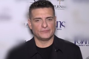 Χρίστος Αντωνιάδης: "Με τη σύζυγό μου το έχουμε ξεφτιλίσει" - εικόνα 2