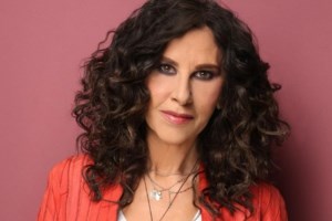 Ελευθερία Αρβανιτάκη: "Με παρακάλεσε να βάλουμε στο κουδούνι μόνο το όνομα του άνδρα μου, ο οποίος ήταν γιατρός"