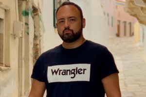 Ο Μάριος Ψιμόπουλος στις πρώτες δηλώσεις για την ληστεία στην Panik: "Με δέσανε στο τέλος για να φύγουν"