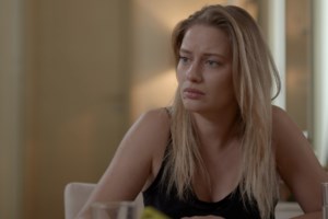 Κάνε ότι κοιμάσαι | Αυτή η ηθοποιός εισβάλλει στα επόμενα επεισόδια της σειράς της ΕΡΤ