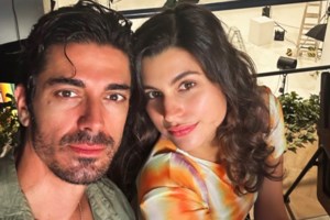 Η Δανάη Παππά ανεβάζει την θερμοκρασία! Οι φωτογραφίες με μαγιό από τις διακοπές της στην Κίμωλο