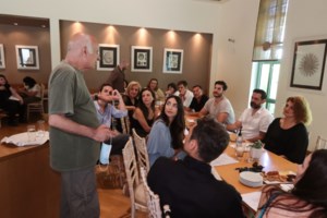 Κώστας Αποστολάκης: "Ζωή χωρίς Χριστό και πίστη είναι ένα δράμα χωρίς τελειωμό"