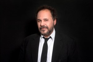 Η αντίδραση του Αλέξανδρου Ρήγα σε ερώτηση για τα αρνητικά σχόλια του Χρήστου Βαλαβανίδη - εικόνα 2