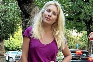 Ελένη Μενεγάκη: "Έπαθα σοκ! - Aν έχει φτάσει και στις κόρες μου που πάνε σε ξένο σχολείο...." - εικόνα 5