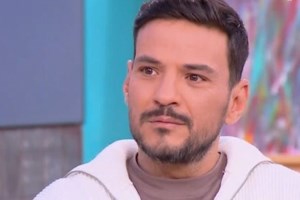 Η σπάνια αναφορά του Κώστα Τσουρού στην προσωπική του ζωή: "Είμαι ευτυχισμένος" - εικόνα 2