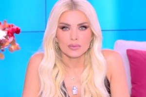 Η Κατερίνα Καινούργιου αποκάλυψε on air την πρόταση που δέχθηκε από τον ΣΚΑΙ