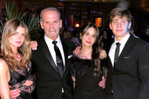 Πέτρος Κωστόπουλος: "Έκανα τη μεγαλύτερη βλακεία της ζωής μου - Χωρίσαμε τότε με την Τζένη" - εικόνα 2