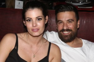 Ο Γιάννης Αϊβάζης μετακομίζει μετά τον χωρισμό από τη Μαρία Κορινθίου - Η πρώτη φωτογραφία από το νέο σπίτι - εικόνα 2
